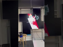 1 ใน 4 ออกจากเครื่องควบคุมวีดีโอที่ผิดปกติ HDMI ด้วยการออกอย่างน้อย 4